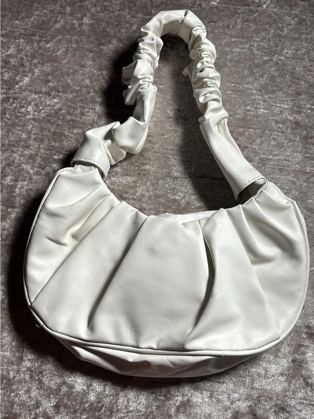 White Ruched Shoulder Bag - Stylish Everyday Hobo